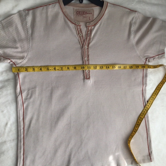 Celio White with Tan Stripes Henley  size L ( runs like a M ) - Picture 4 of 5